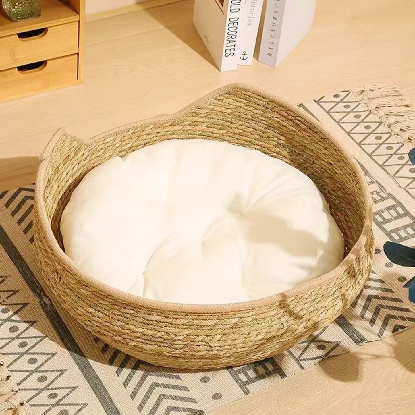 Woven Cat Scratcher Bed